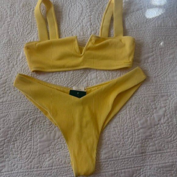 Roxy Other - roxy bikini set